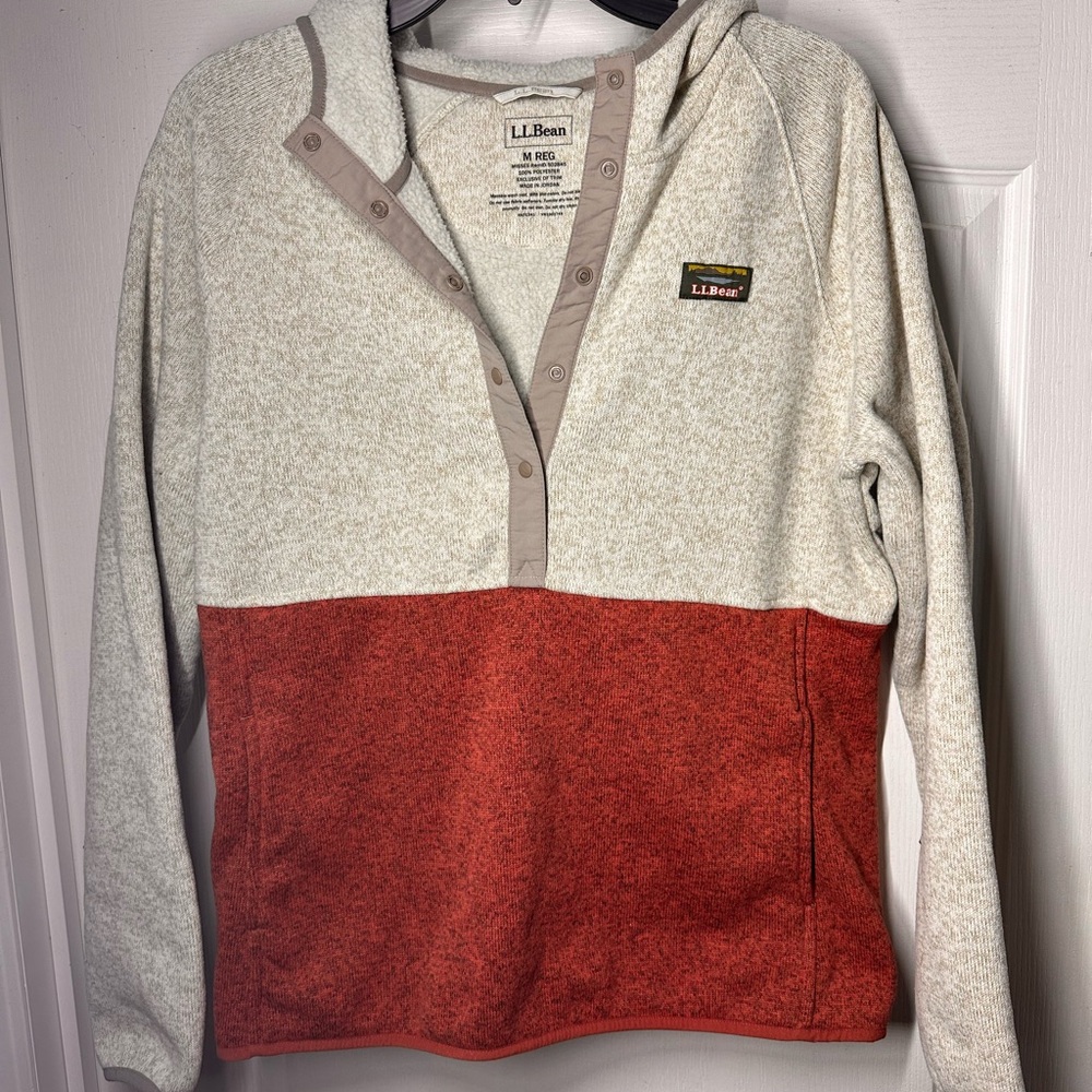 L.L. Bean Cream and Rust Medium Hoodie Sweatshirt